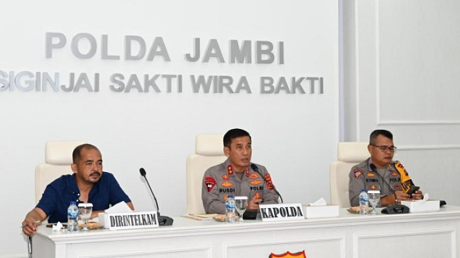 Kapolda Jambi Rakernas Bersama Presiden Joko Widodo